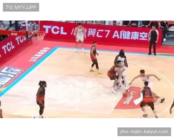 深圳客场逆转山东 王浩然绝杀定格95-92